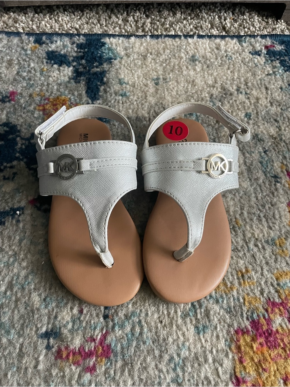 Michael Kors White Kids Girls' Thong Sandals with Gold MK Medallion size 10 new